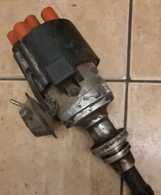 Audi 100 200 5000 C3 Spark distributor 0237031007 05905205AC