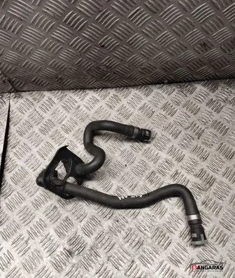 Engine coolant pipe/hose
