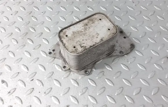 Engine oil radiator
