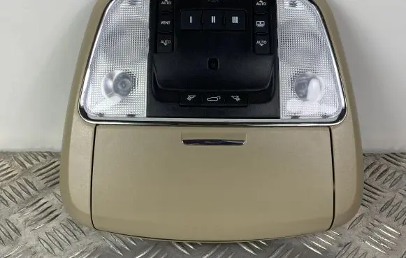 Jeep Grand Cherokee Sunglasses storage box 