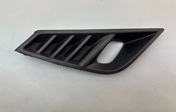 Nissan Juke II F16 Front grill 622576PA0A