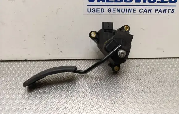 Renault Kangoo I Accelerator throttle pedal 8200436878 0871A 20068