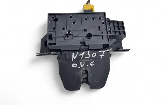 Opel Vectra C Tailgate/trunk/boot lock/catch/latch 13178192