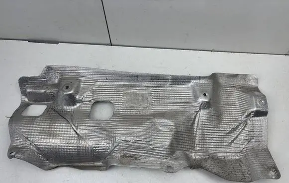 Audi SQ7 Exhaust heat shield 4M0825661N