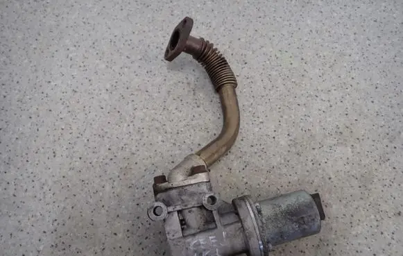 KIA Ceed EGR thermostat