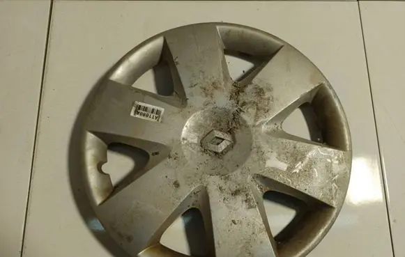 Renault Scenic III - Grand scenic III R16 wheel hub/cap/trim 8200199705