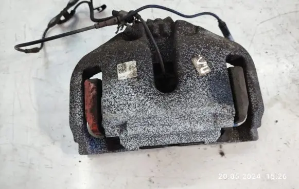 BMW 5 GT F07 Front brake caliper