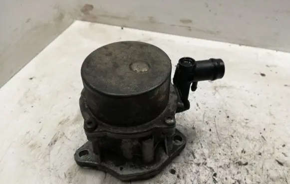 Renault Trafic II (X83) Vacuum pump