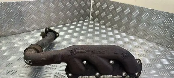 Jeep Grand Cherokee Exhaust manifold 21052111G