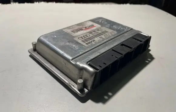 Audi A6 S6 C5 4B Engine control unit/module ECU 4B0907401E