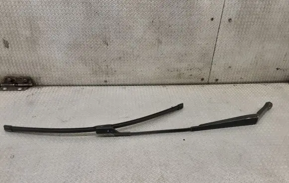 Peugeot 508 Windshield/front glass wiper blade 9686437680