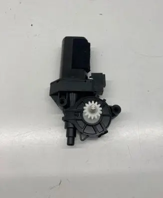 Mercedes-Benz S C217 Seat belt adjustment motor A2178600182 307757899ag 307757899
