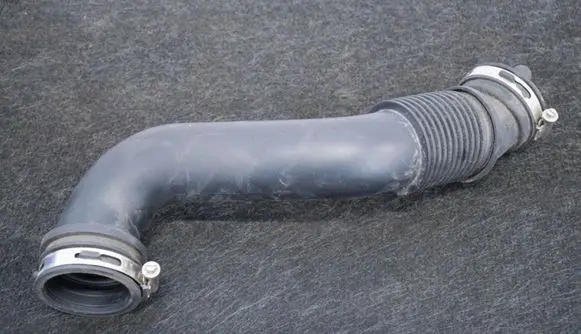 Ford Fiesta Air intake hose/pipe H1B19R504AA
