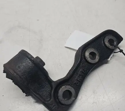 KIA Sorento Front differential bracket 