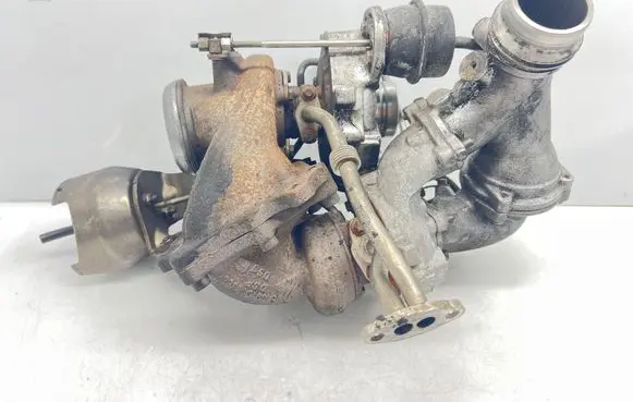 Mercedes-Benz C W204 Turbo A6510906180 A650902880