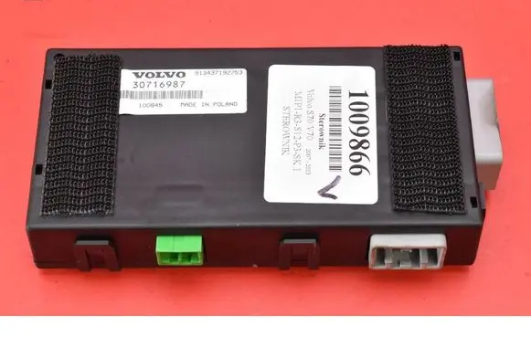Volvo V70 Engine control unit/module ECU 30716987