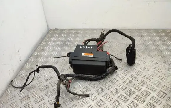 Mini Paceman (R61) Fuse module 9240945 924094503 17236010