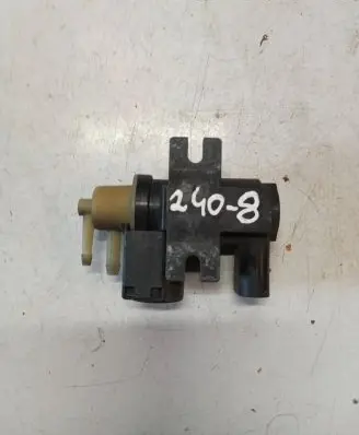 Volvo XC60 Turbo solenoid valve 31293964 70232502