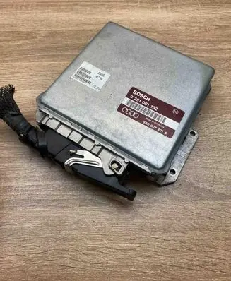 Audi 80 90 S2 B4 Engine control unit/module ECU 8A0907401A 0281001132 WITHPLUG
