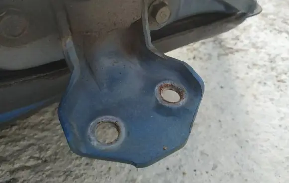 Mazda 323 Front door upper hinge