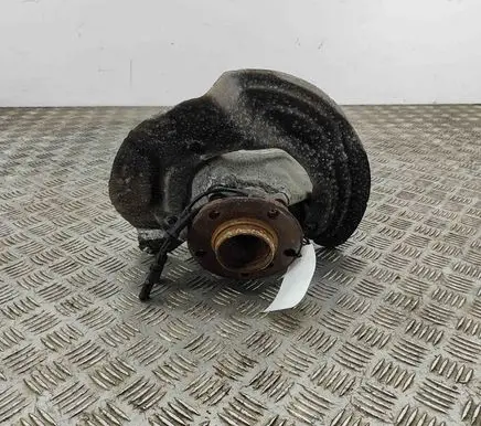 BMW 1 F20 F21 Front wheel hub 6792285
