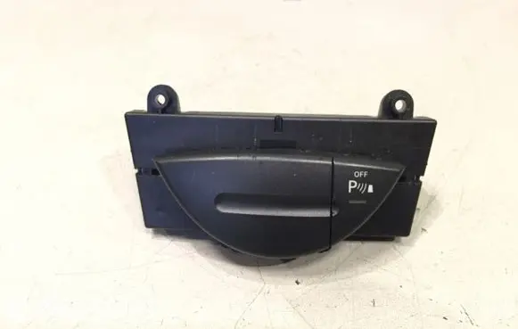 Mercedes-Benz CLS C219 Parking (PDC) sensor switch 2118216958