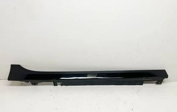 BMW 2 F44 Sill 7461382