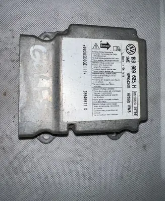 Volkswagen Golf V Airbag control unit/module 06H023S0700 1K0909605H 5WK43411