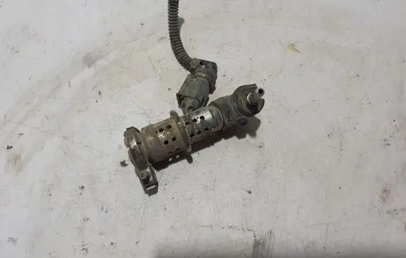 Opel Combo E AdBlue injector 9802763880