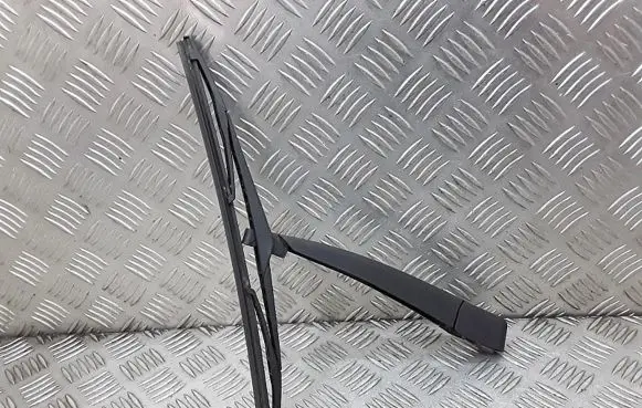 Ford Kuga I Rear wiper blade 7s71T04178aa