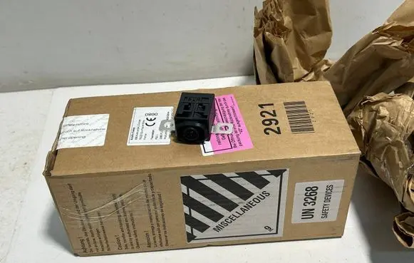 Audi Q8 Battery relay fuse 4N0915519A 37607