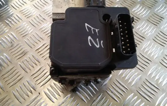 Mercedes-Benz E W210 ABS Pump 0265202437 A70044314512