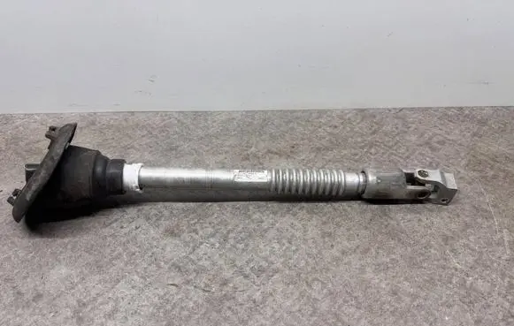 BMW i3 Steering column universal joint 6864556
