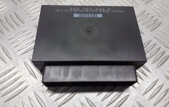 Volkswagen Polo IV 9N3 Central body control module 6Q0959433