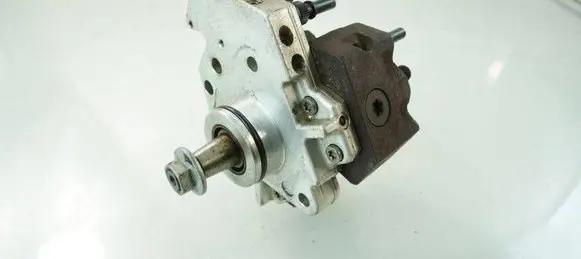 Fuel injection high pressure pump