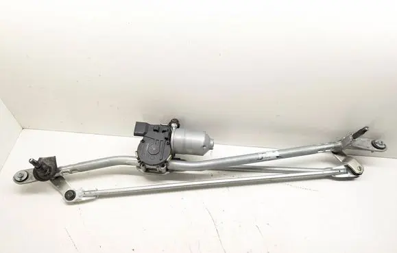 Chevrolet Tahoe Front wiper linkage 85569667 339702208D 0390243730