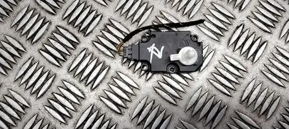 Audi A6 C7 Air flap motor/actuator CZ1139300855