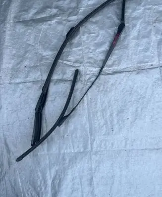 Alfa Romeo Tonale Front wiper blade arm