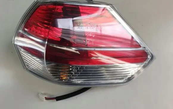 Nissan X-Trail T32 Rear/tail lights
