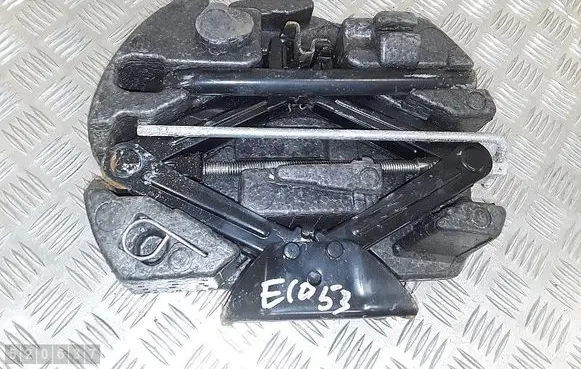 Ford Fiesta Tool set AY1117009AC