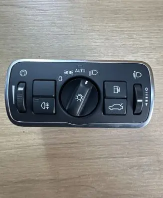 Volvo V60 Light switch 30739456 100967 0412