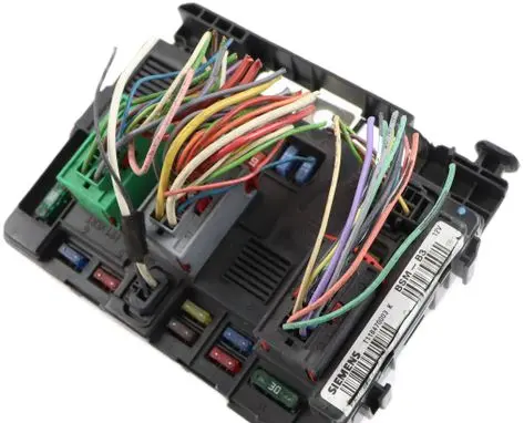 Citroen C3 Fuse module 9650618480 T118470003K