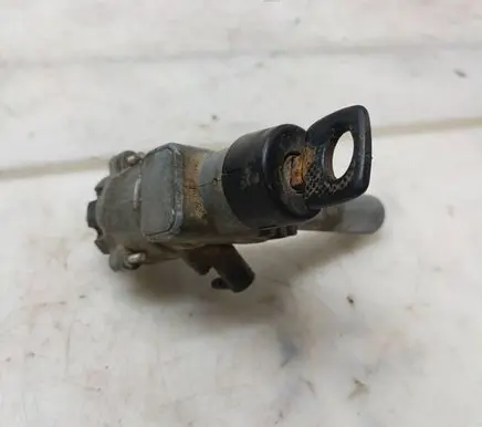 Mercedes-Benz 207 310 Ignition lock 0004600284