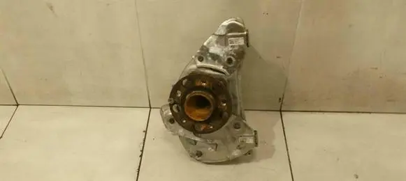 Mercedes-Benz AMG GT R190 C190 Front wheel hub spindle knuckle A1903308901