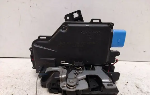 Volkswagen Golf VI Front door lock 3D1837016AC