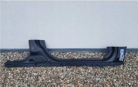 Ford Focus Pillar (middle) 