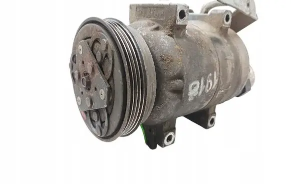 Volkswagen PASSAT B5 Air conditioning (A/C) compressor (pump) 770J583920