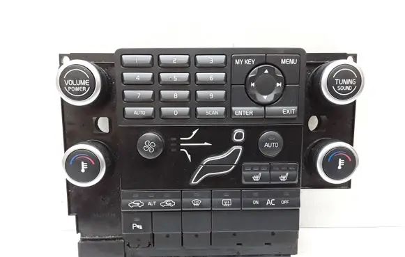 Volvo V70 Climate control unit 30782909