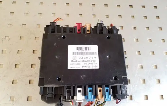 Volkswagen Touareg I Comfort/convenience module 7L6937049M