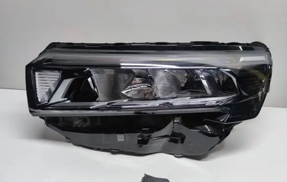 Nissan Townstar Headlight/headlamp 1006E00E 260609142R
